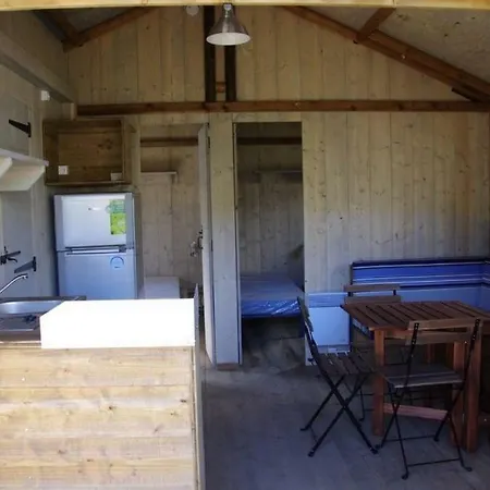 Camping La Rochelambert Campsite *